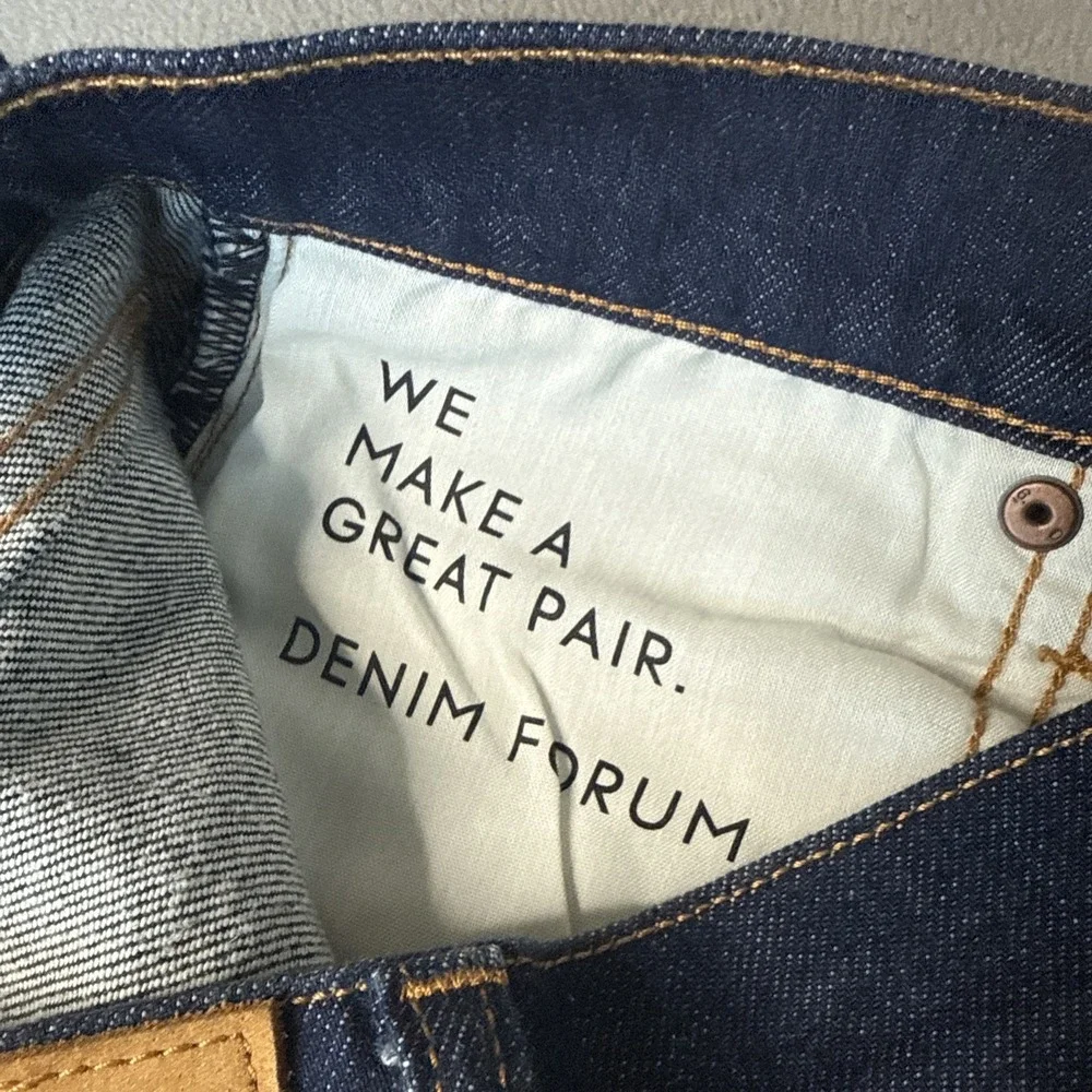 Aritzia Denim Forum Jeans Womens 26 Yoko High Rise Slim Dark Wash Button Fly NWT